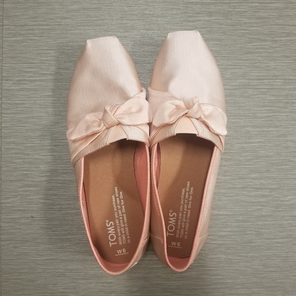 Tom's Pink Bow - Limited Edition